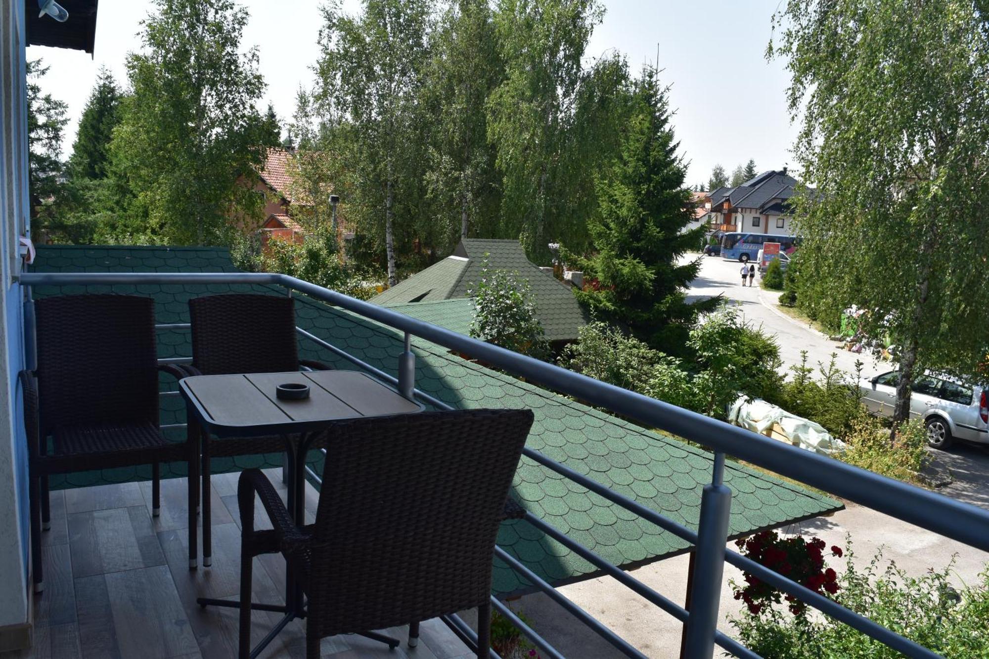 Apartments Blue House Zlatibor Oda fotoğraf