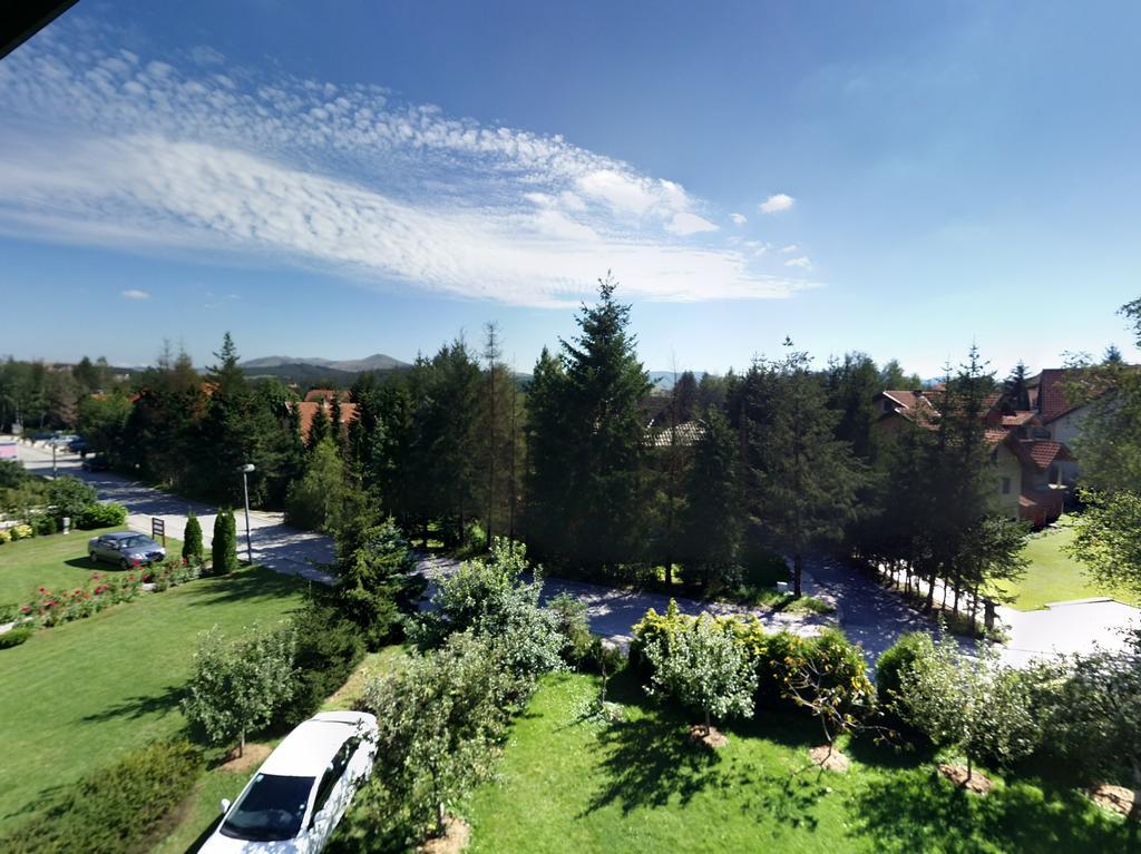 Apartments Blue House Zlatibor Oda fotoğraf